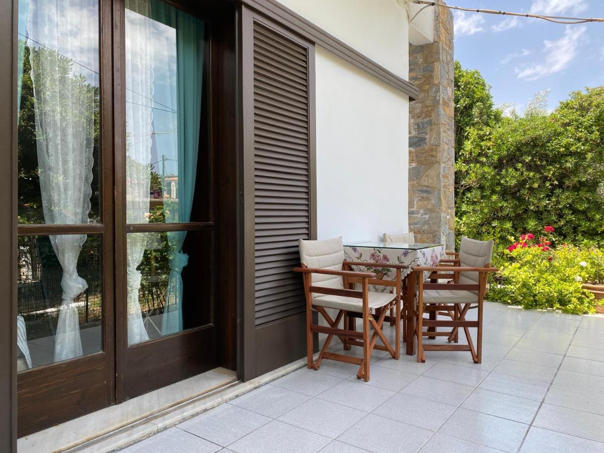 Ferienwohnung Eratous Seaside House Varnavas Exterior foto